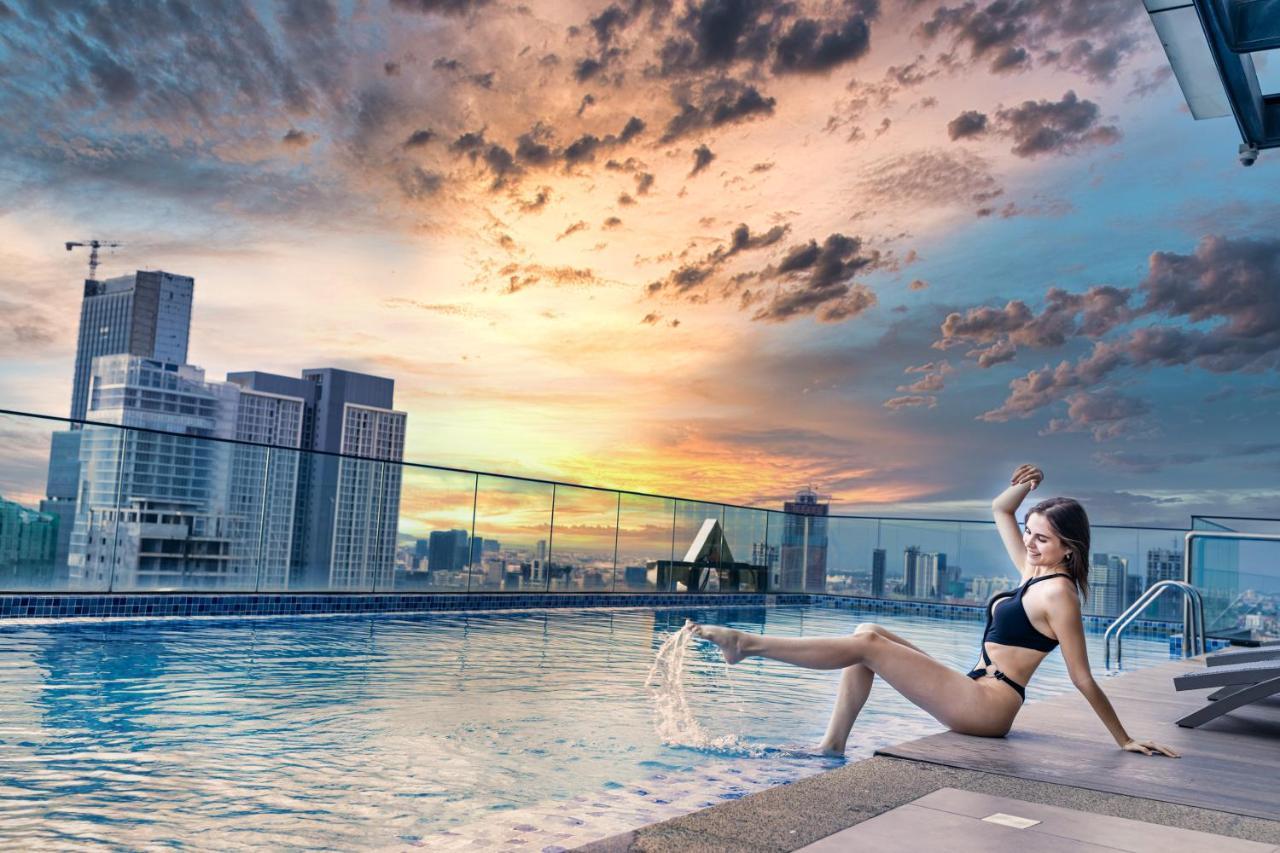 ไลวี อิงค์ โฮเต็ล แอนด์ เรสซิเดนซ์ Hotel พนมเปญ ภายนอก รูปภาพ