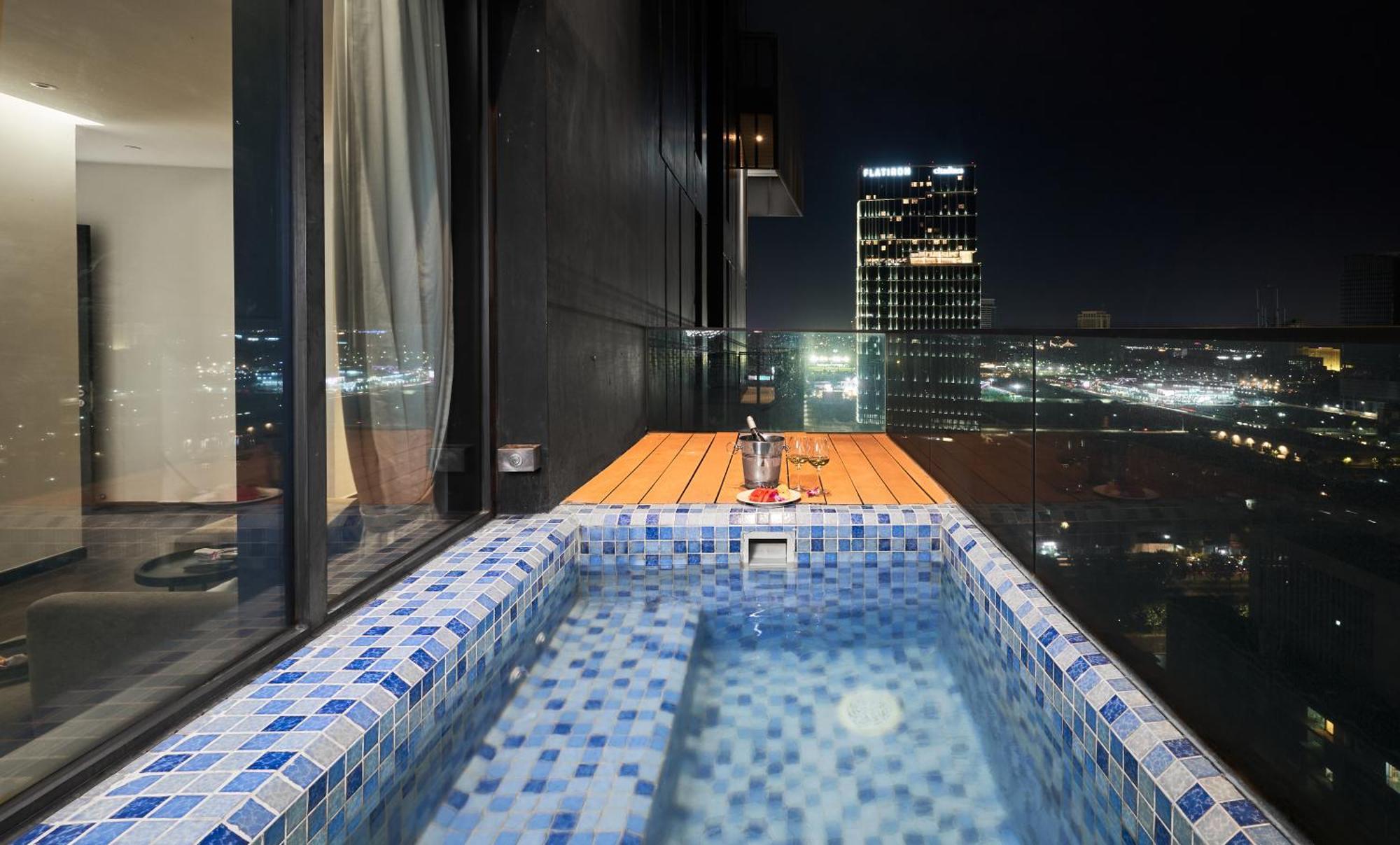 ไลวี อิงค์ โฮเต็ล แอนด์ เรสซิเดนซ์ Hotel พนมเปญ ภายนอก รูปภาพ