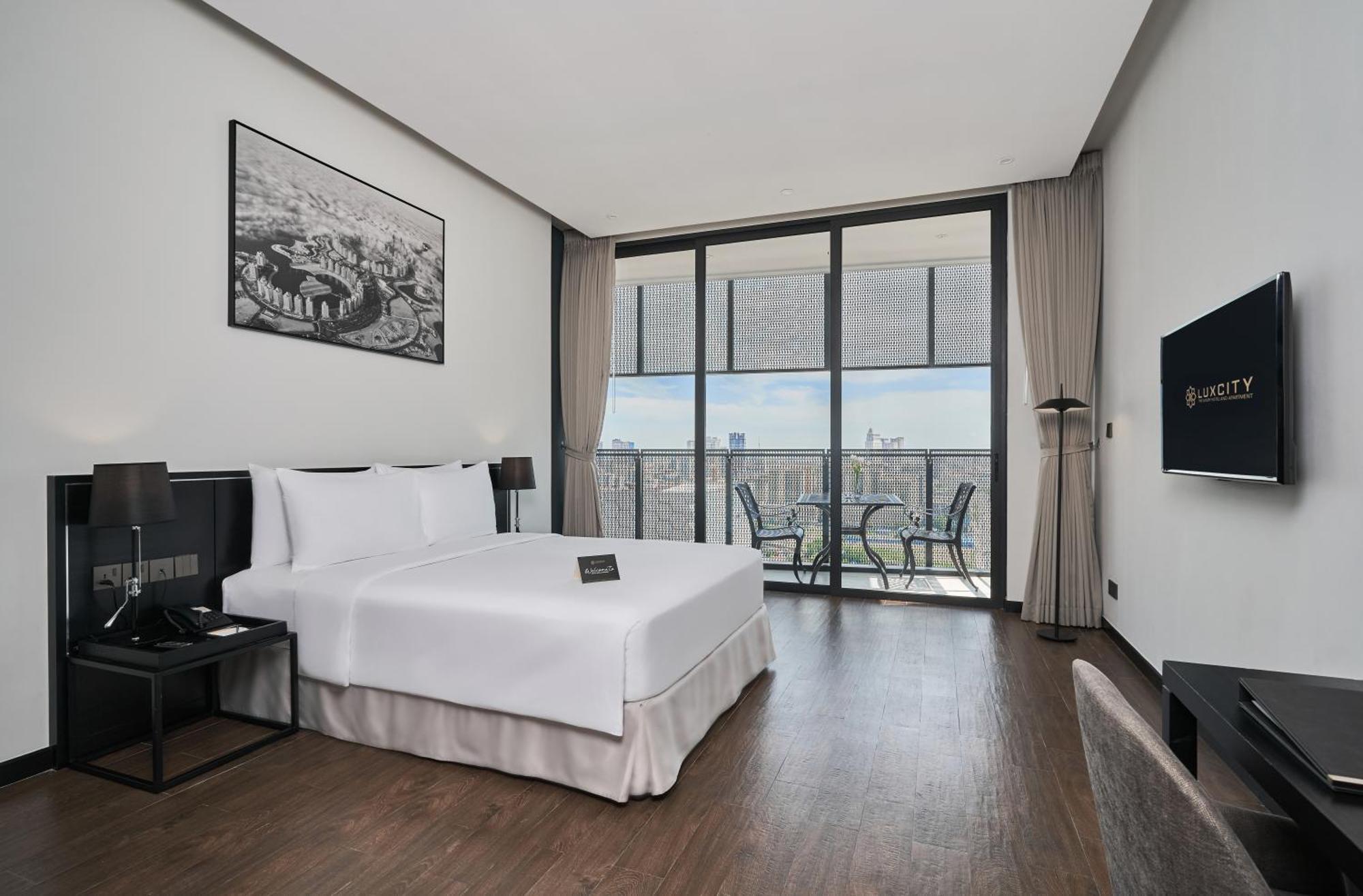 ไลวี อิงค์ โฮเต็ล แอนด์ เรสซิเดนซ์ Hotel พนมเปญ ภายนอก รูปภาพ